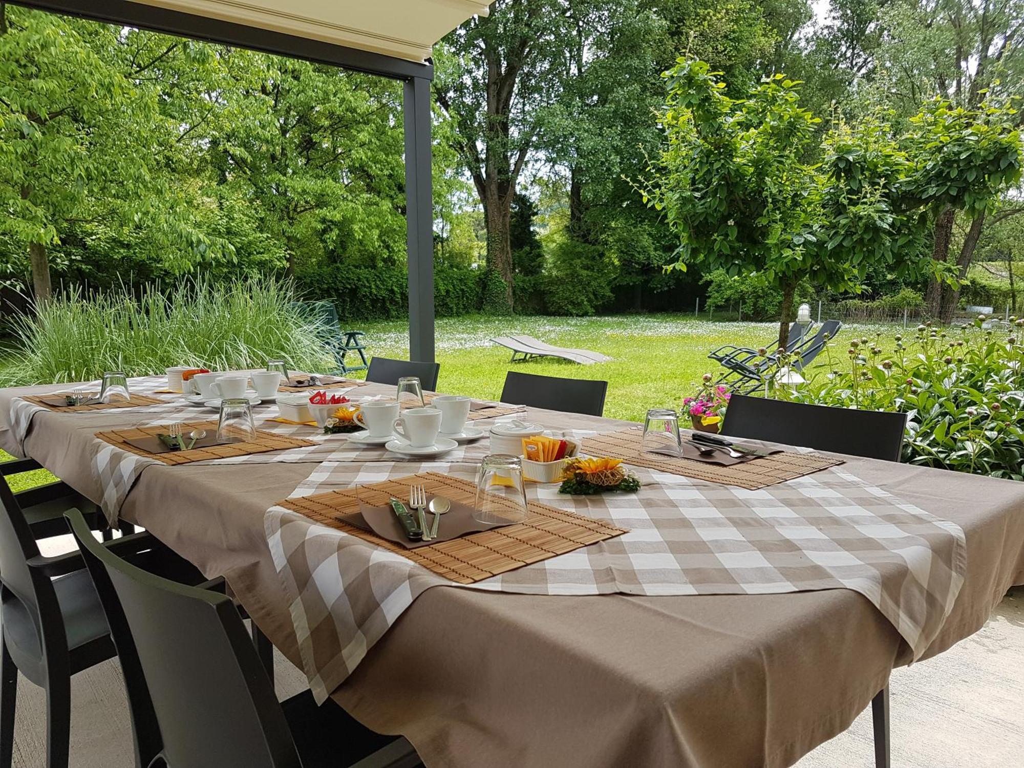 L'Isolo B&B E Case Vacanza Monzambano Extérieur photo