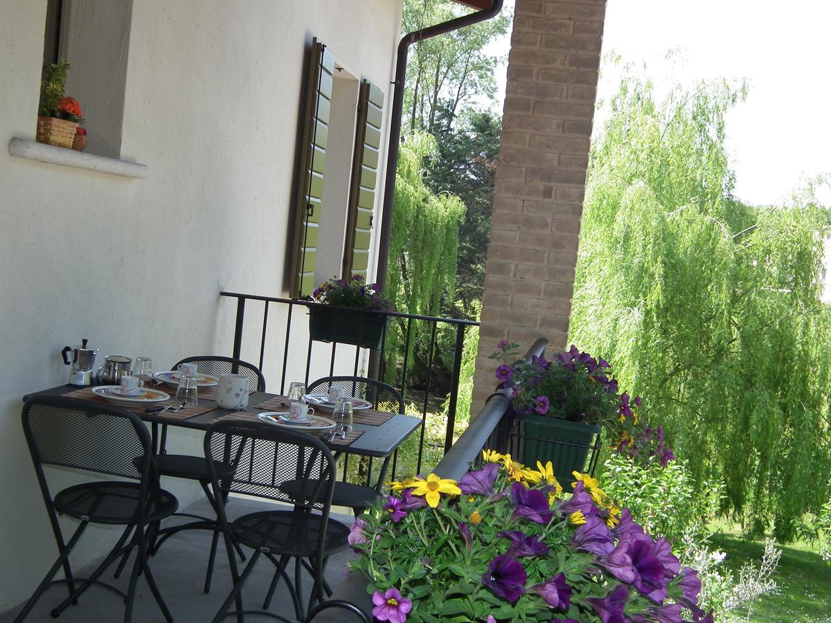 L'Isolo B&B E Case Vacanza Monzambano Extérieur photo