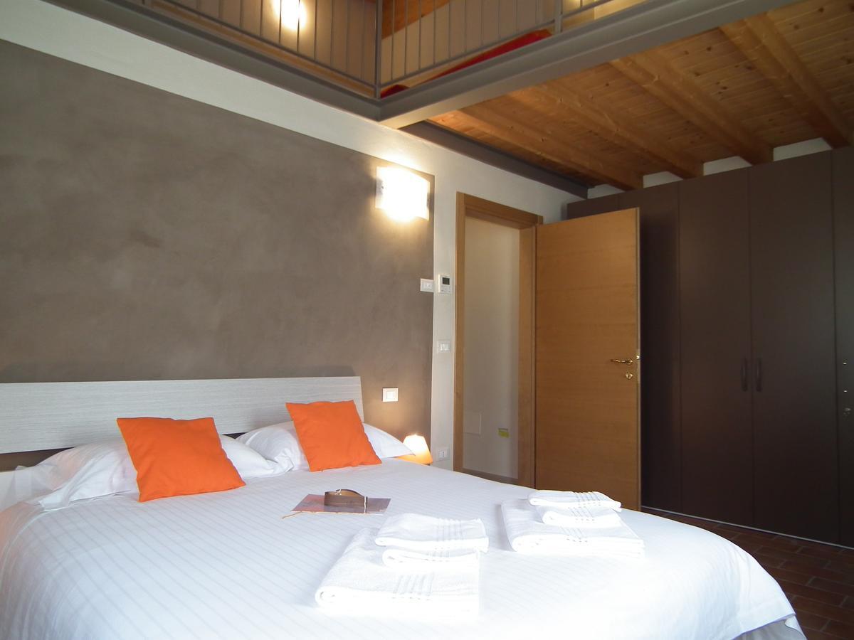 L'Isolo B&B E Case Vacanza Monzambano Extérieur photo