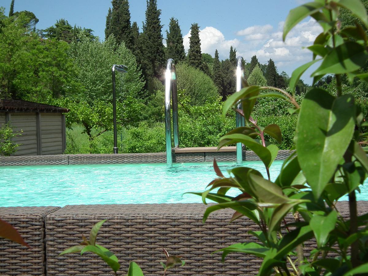 L'Isolo B&B E Case Vacanza Monzambano Extérieur photo