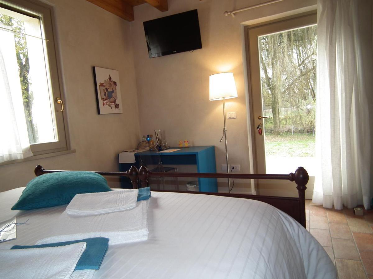 L'Isolo B&B E Case Vacanza Monzambano Extérieur photo